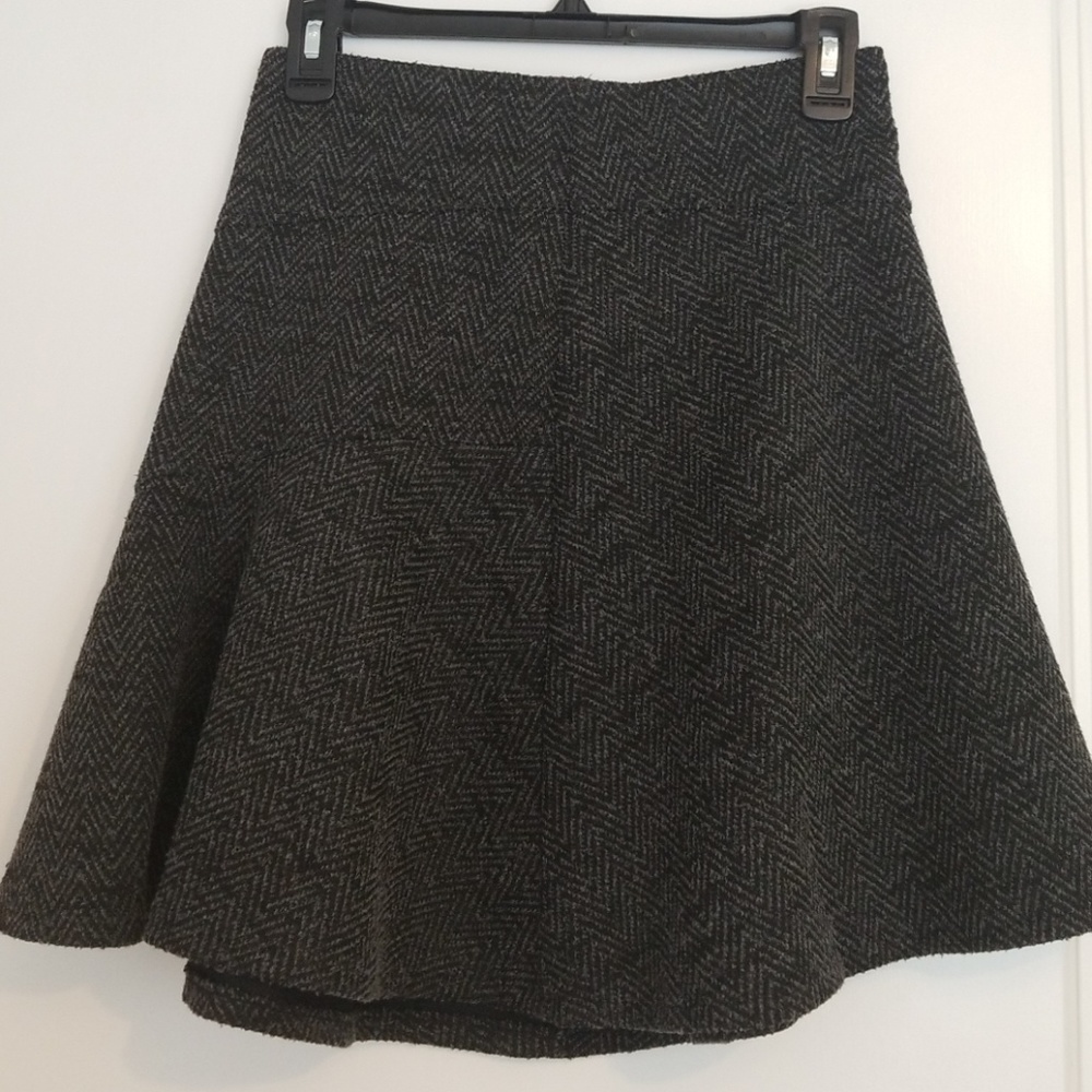 Loft Herringbone Flippy Skirt